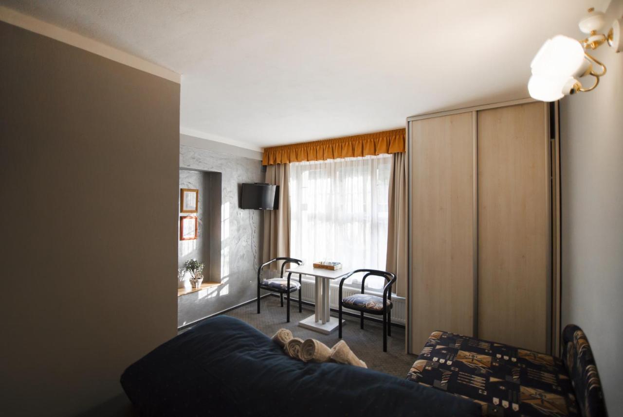 Pension Ayky Jablonec nad Nisou Rum bild