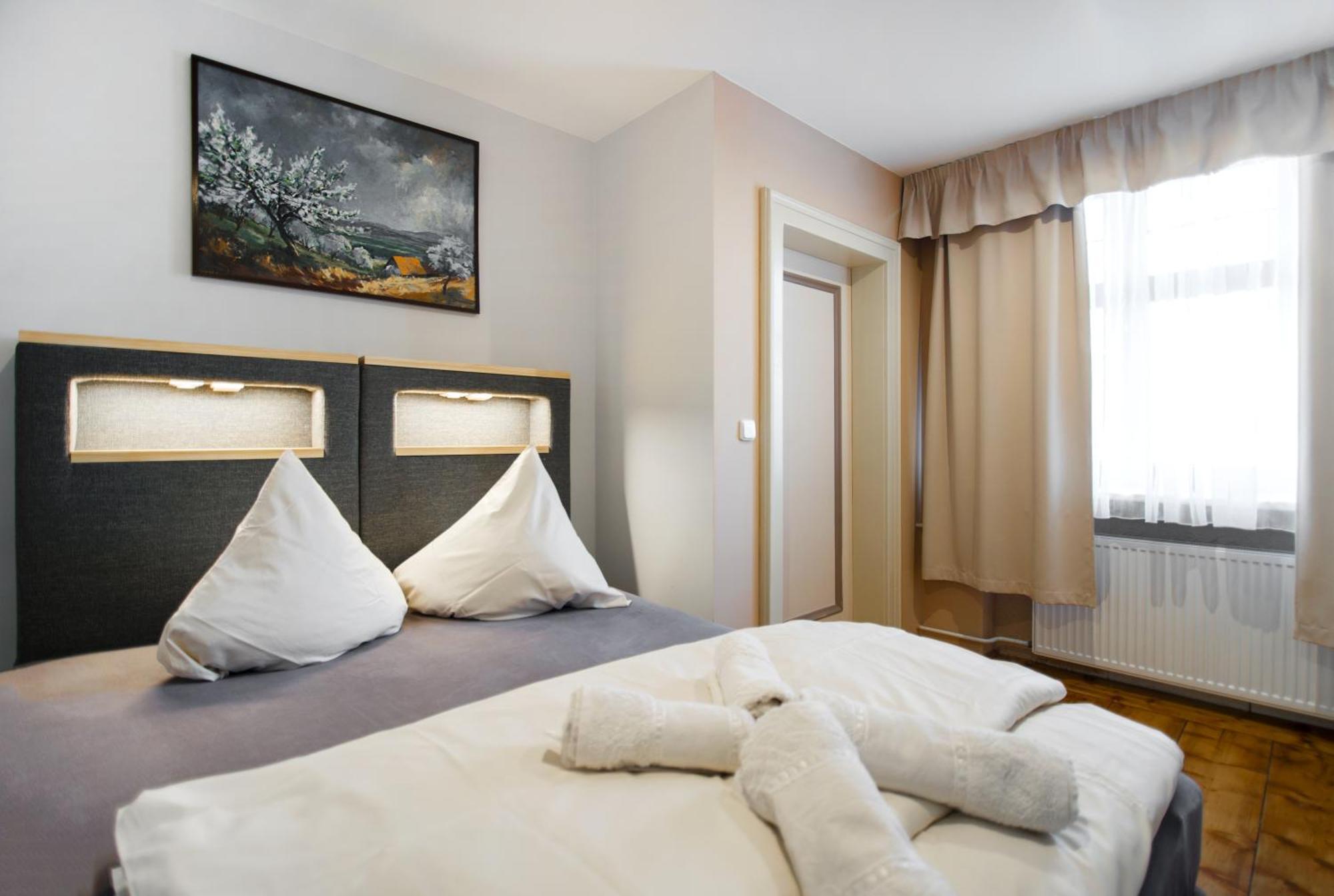 Pension Ayky Jablonec nad Nisou Rum bild