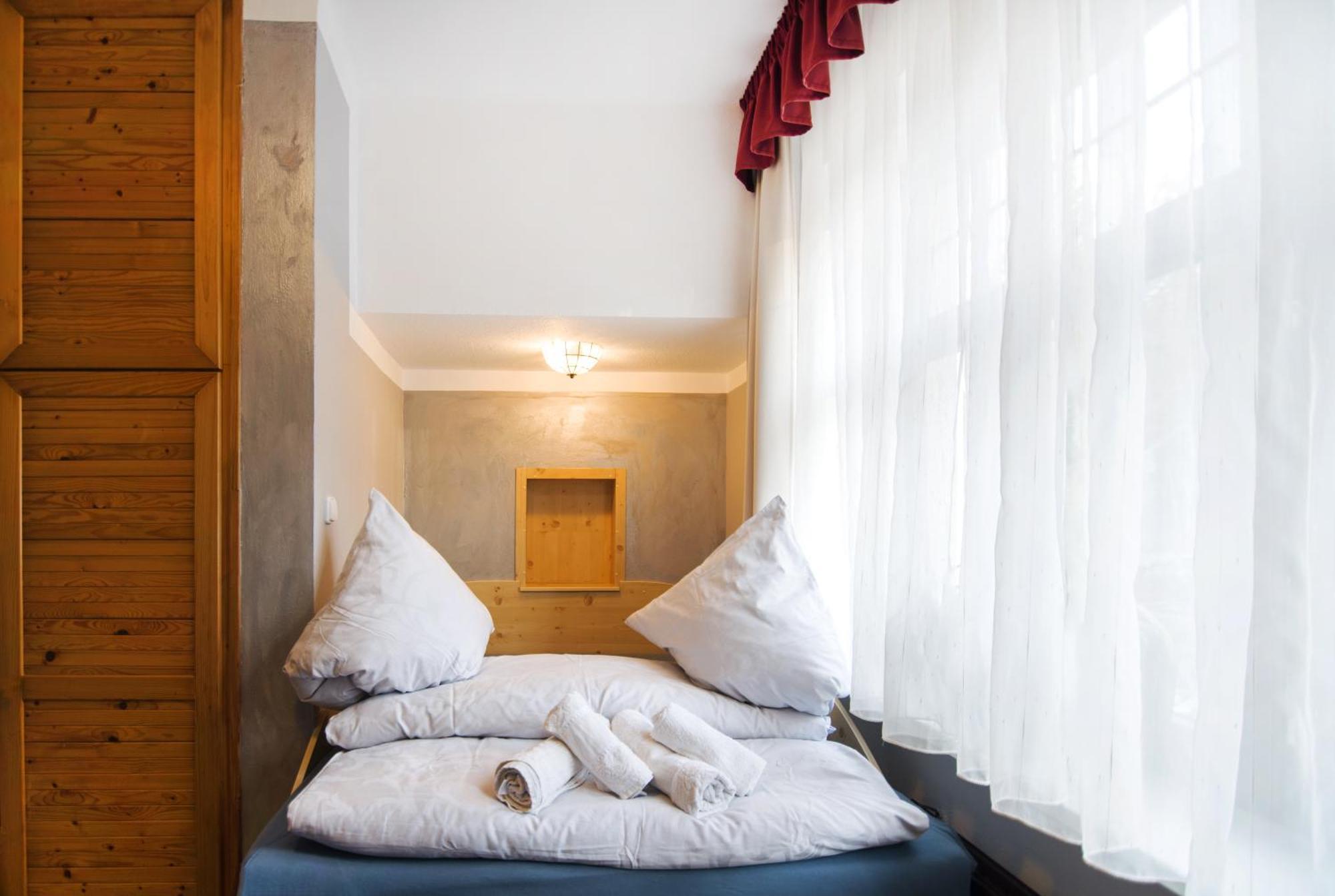 Pension Ayky Jablonec nad Nisou Rum bild
