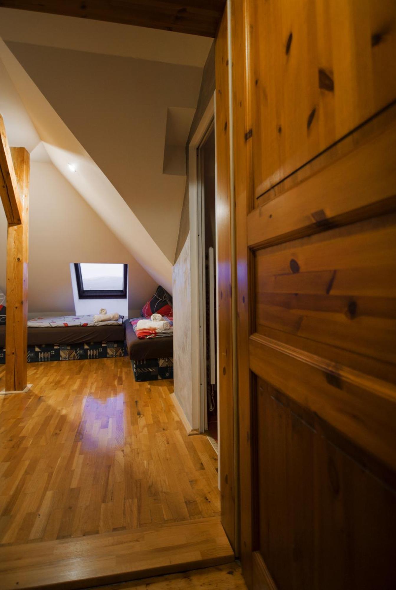 Pension Ayky Jablonec nad Nisou Rum bild