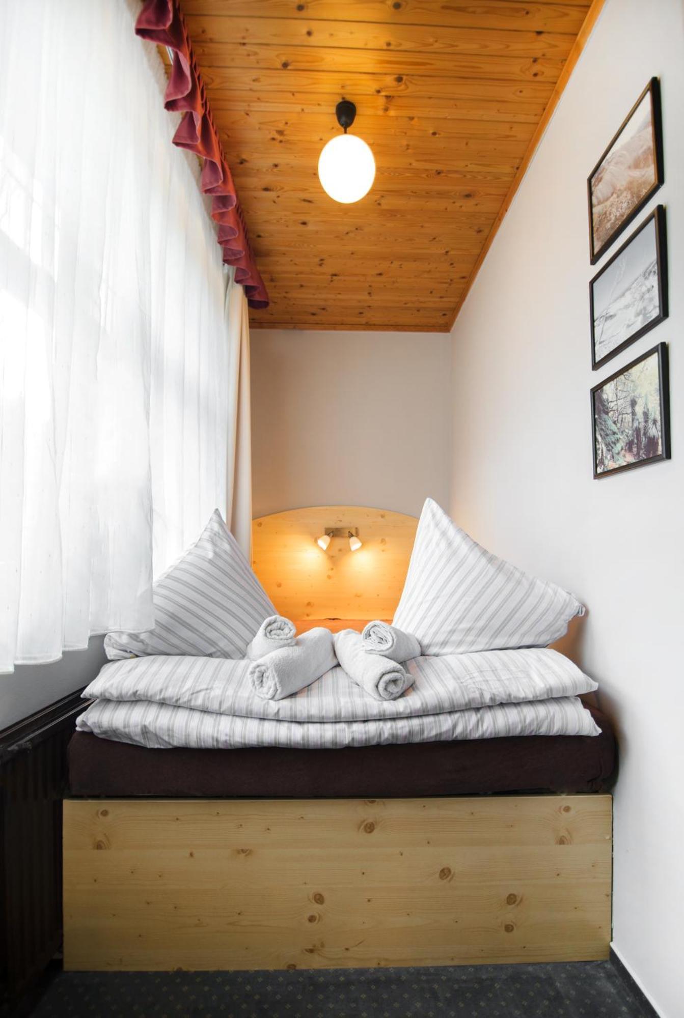 Pension Ayky Jablonec nad Nisou Rum bild